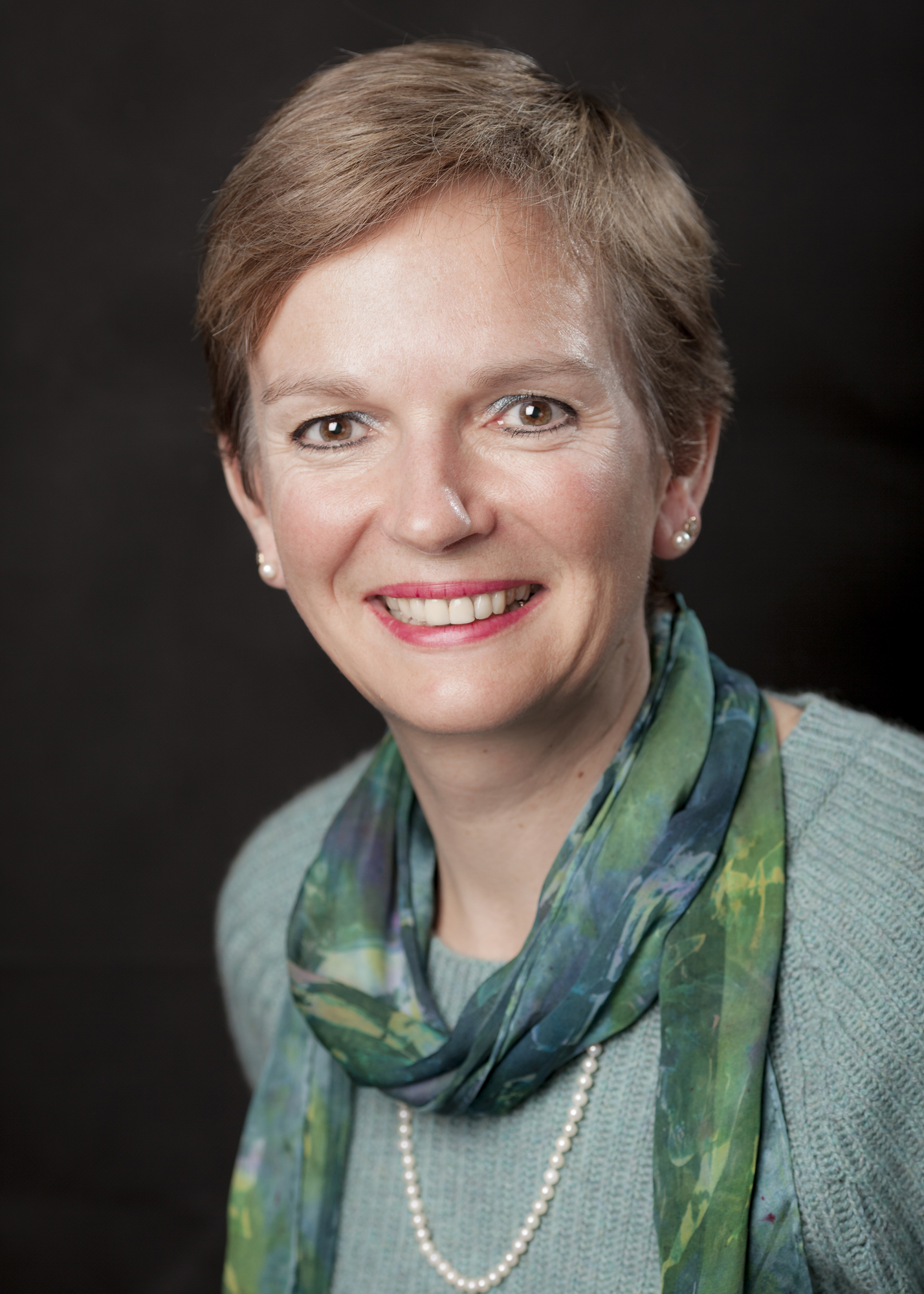 Rosalind Smyth Rosalind Smyth